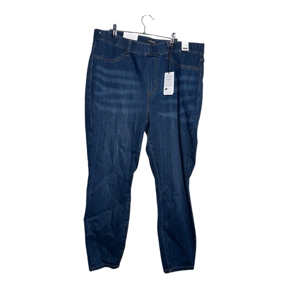 Judy Blue Denim - NWT JUDY BLUE High-Waisted Kingsport Pull-On Skinny Jegging in Medium Blue - 22W